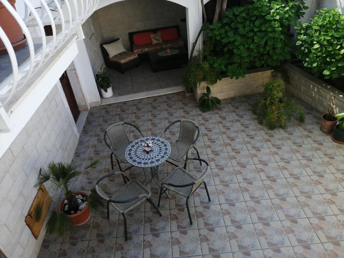וויס Studio Apartments Kuljis מראה חיצוני תמונה