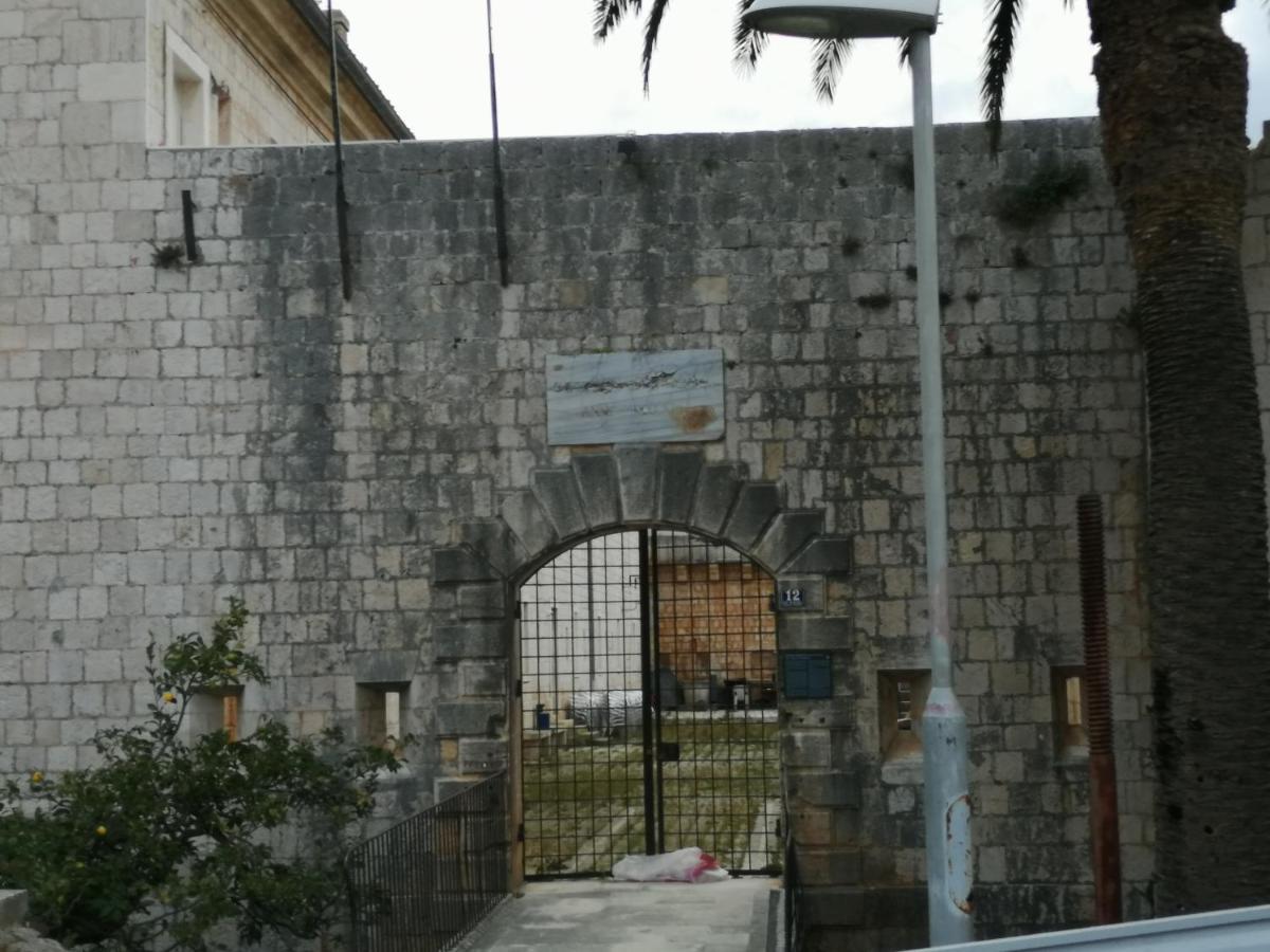 וויס Studio Apartments Kuljis מראה חיצוני תמונה