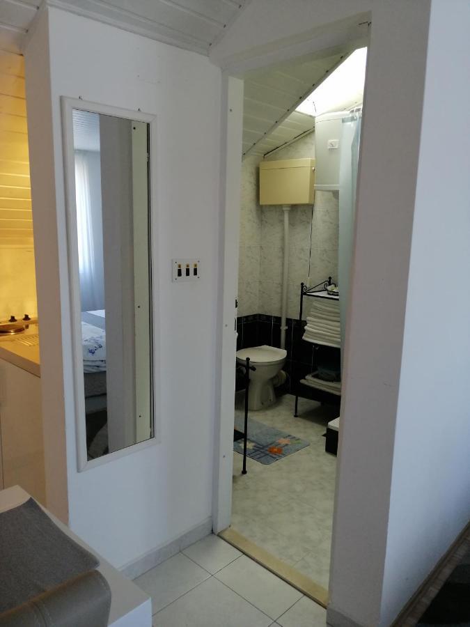 וויס Studio Apartments Kuljis מראה חיצוני תמונה