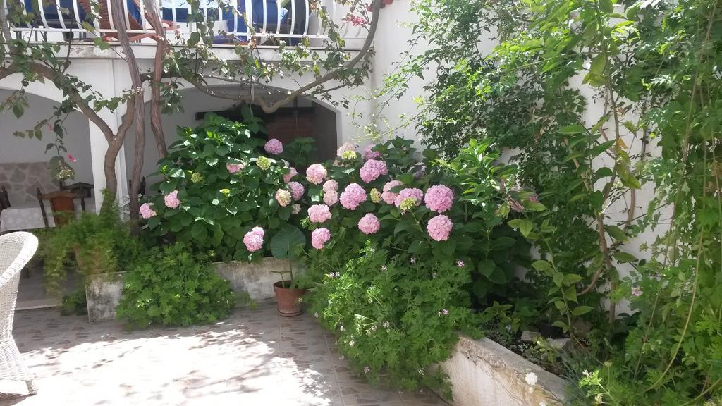 וויס Studio Apartments Kuljis מראה חיצוני תמונה